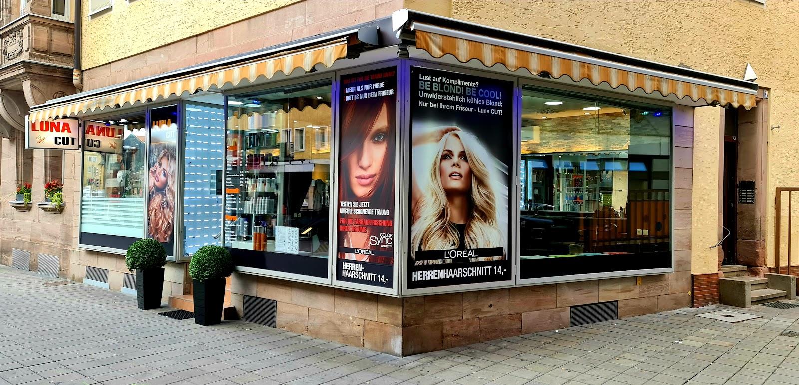 Luna Cut am Kopernikusplatz in Nürnberg von außen